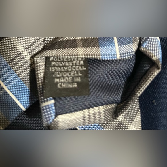 Michael Kors blue multi-tone tie NWT polyester Brand New - Picture 3 of 4